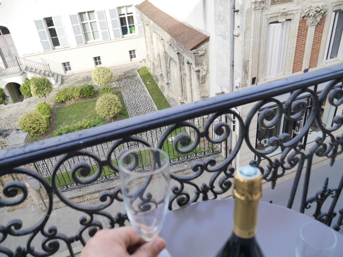 Le Secret De Louise Apartment Epernay Ngoại thất bức ảnh